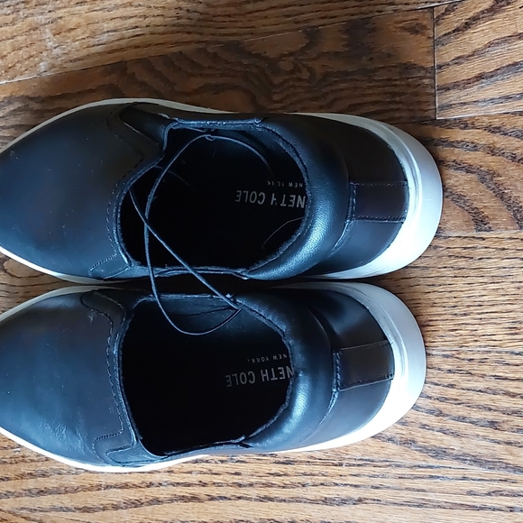 Kenneth Cole shoes - Picture 2 of 4